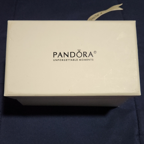 Pandora Sleigh Ornament - Picture 6 of 6
